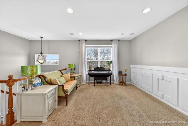 403 Town Center Boulevard, Gilberts, IL 60136