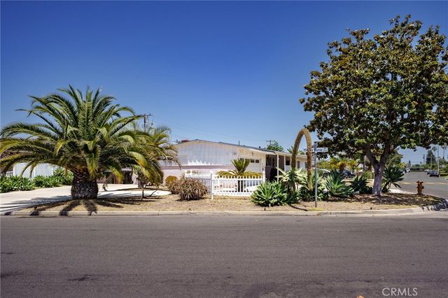 8851 La Grand Avenue, Garden Grove, CA 92841