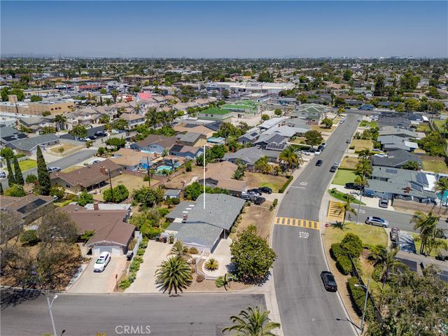 8851 La Grand Avenue, Garden Grove, CA 92841