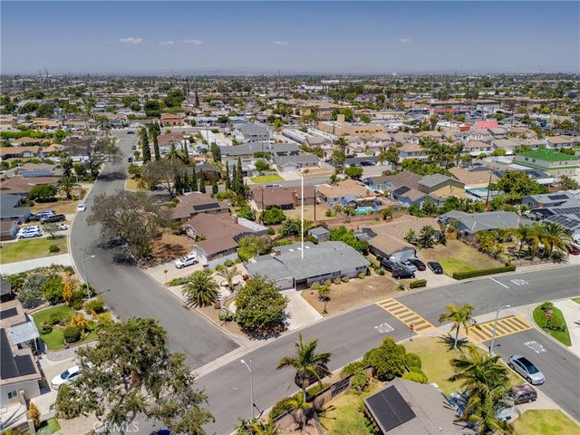 8851 La Grand Avenue, Garden Grove, CA 92841