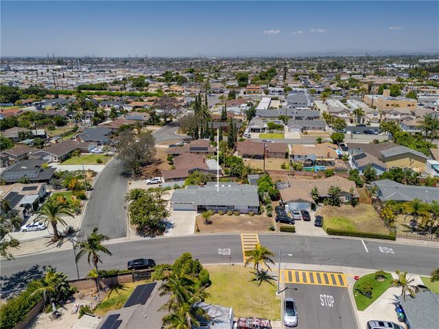 8851 La Grand Avenue, Garden Grove, CA 92841