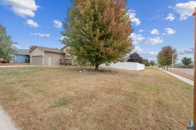 3800 N Gemini Dr Drive, Sioux Falls, SD 57107