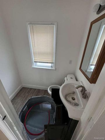 4869 Courville Street, Detroit, MI 48224