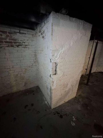 4869 Courville Street, Detroit, MI 48224