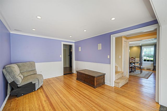 2958 Court Street, Oceanside, NY 11572