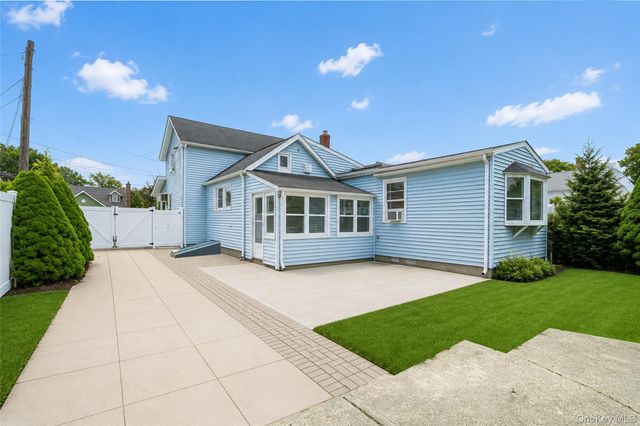 2958 Court Street, Oceanside, NY 11572