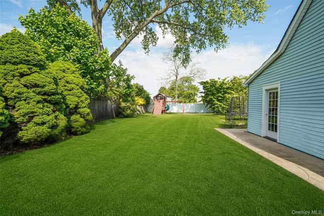 2958 Court Street, Oceanside, NY 11572