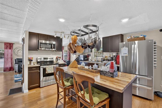 2715 EATON AVENUE, Eaton Park, FL 33840