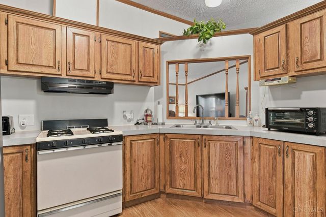 2116 Oakland Locust Ridge Road, Pike Twp, OH 45154