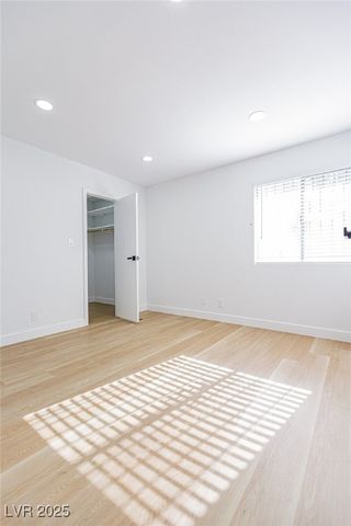 661 Riata Way, Las Vegas, NV 89110