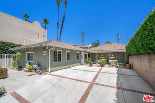 7128 Mammoth Avenue, Van Nuys, CA 91405