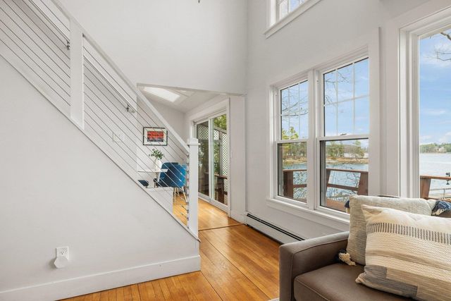 28 Colony Cove Road, Durham, NH 03824