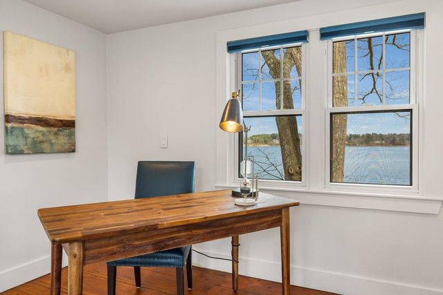 28 Colony Cove Road, Durham, NH 03824