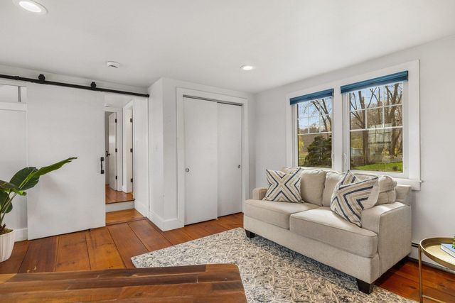 28 Colony Cove Road, Durham, NH 03824