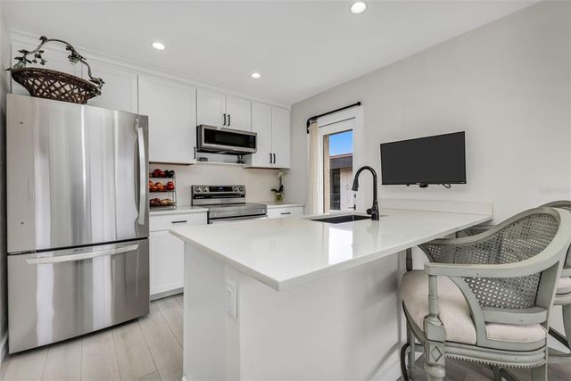 232 W HENRY STREET, Punta Gorda, FL 33950