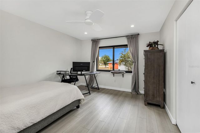 232 W HENRY STREET, Punta Gorda, FL 33950