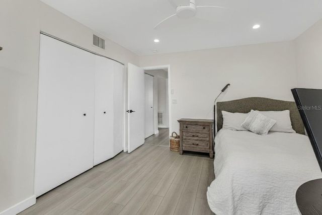 232 W HENRY STREET, Punta Gorda, FL 33950