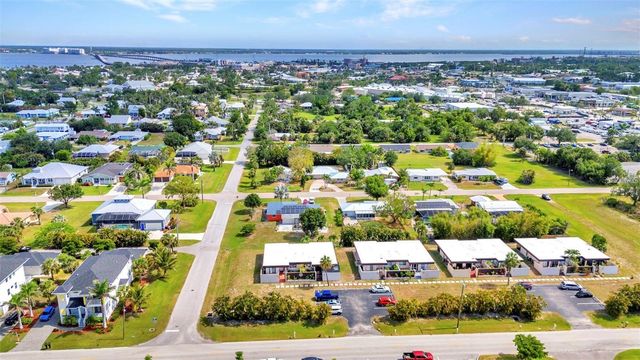 232 W HENRY STREET, Punta Gorda, FL 33950