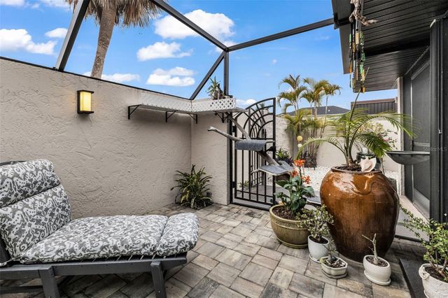 232 W HENRY STREET, Punta Gorda, FL 33950