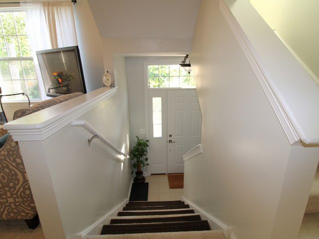 120 Melrose Court, South Elgin, IL 60177