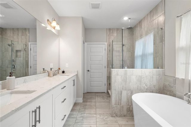 1415 CRYSTAL LAKE DRIVE, Lakeland, FL 33801