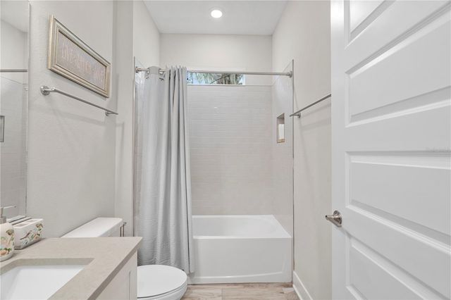 1415 CRYSTAL LAKE DRIVE, Lakeland, FL 33801