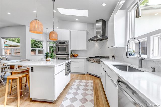 3460 S Bellaire Street, Denver, CO 80222