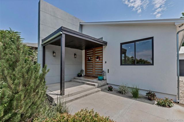 3460 S Bellaire Street, Denver, CO 80222