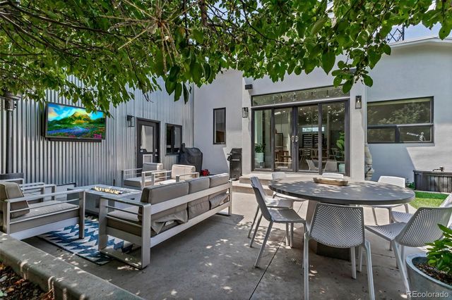 3460 S Bellaire Street, Denver, CO 80222