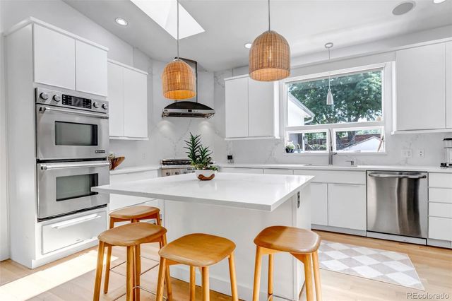 3460 S Bellaire Street, Denver, CO 80222