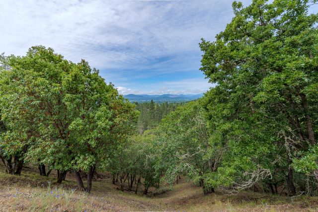 NW Starlite Place, Grants Pass, OR 97526