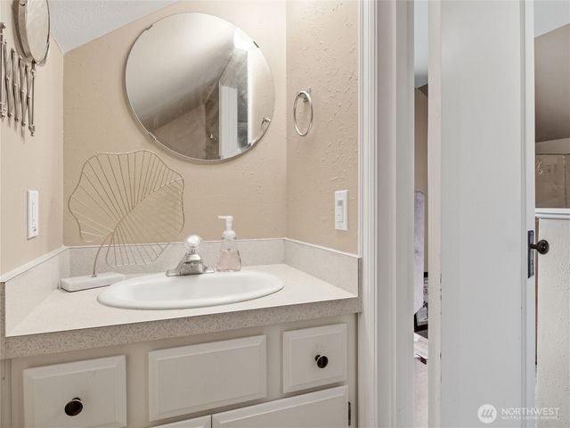 302 S Albert Street, Port Angeles, WA 98362