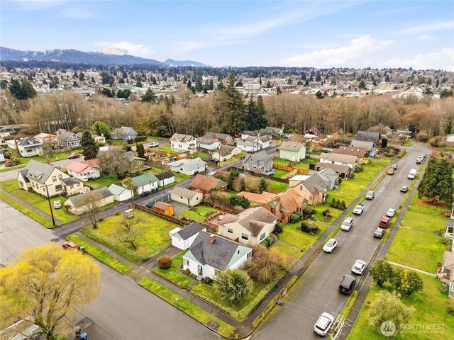 302 S Albert Street, Port Angeles, WA 98362