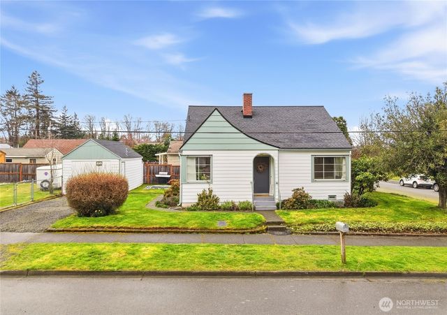 302 S Albert Street, Port Angeles, WA 98362