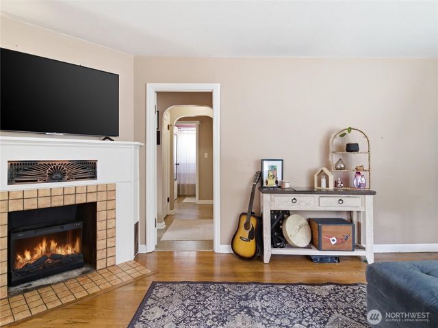 302 S Albert Street, Port Angeles, WA 98362