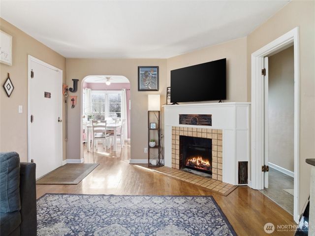 302 S Albert Street, Port Angeles, WA 98362