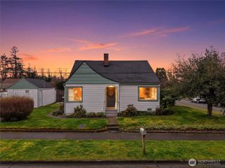 302 S Albert Street, Port Angeles, WA 98362