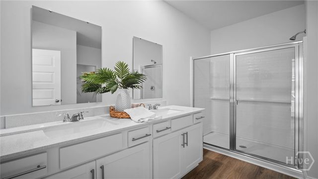 1074 Bergamot Road, Bloomingdale, GA 31302