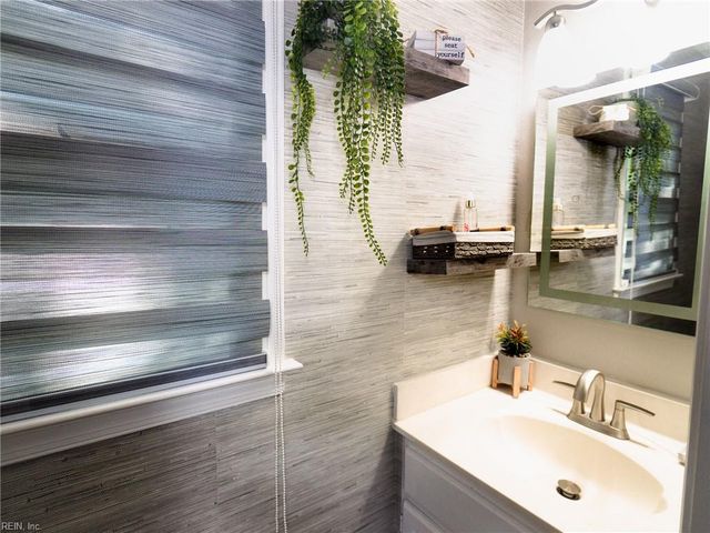 21 Windy Pines CRES, Portsmouth, VA 23703