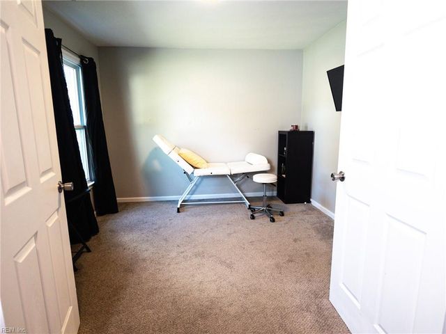 21 Windy Pines CRES, Portsmouth, VA 23703