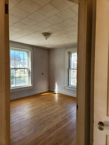 109 Purchase Street, Manchester, NH 03103