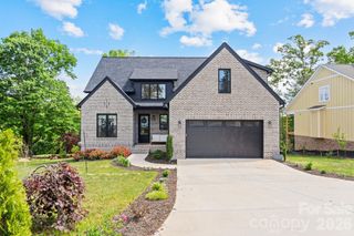 1116 Players Ridge Road, Hickory, NC 28601