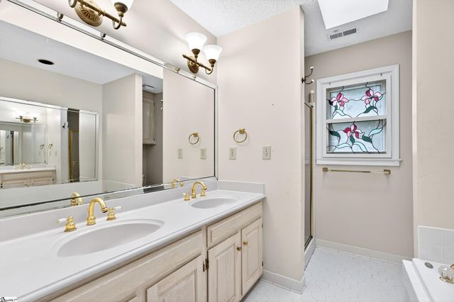 304 Deepwood Drive, Greer, SC 29651