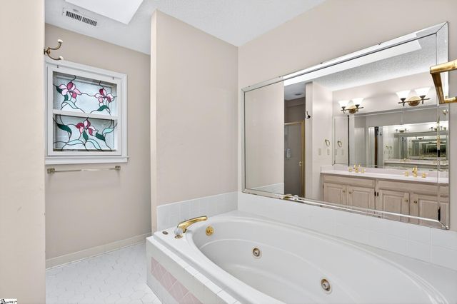 304 Deepwood Drive, Greer, SC 29651