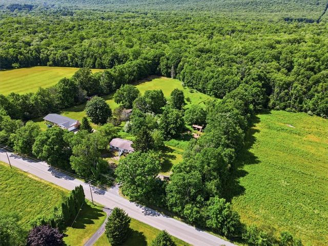 2631 Mountain Road, Jackson Twp, PA 18360