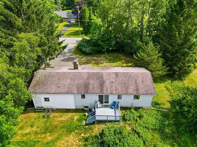 2631 Mountain Road, Jackson Twp, PA 18360