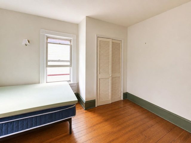 26 Isham Street, Burlington, VT 05401