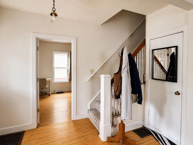 26 Isham Street, Burlington, VT 05401