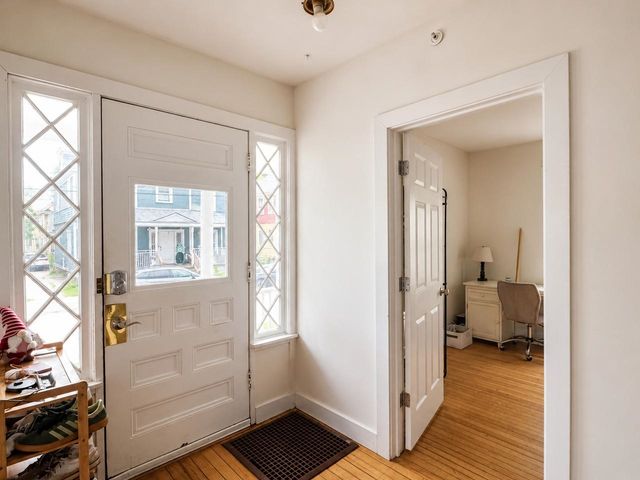 26 Isham Street, Burlington, VT 05401