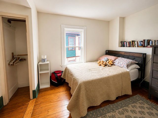 26 Isham Street, Burlington, VT 05401